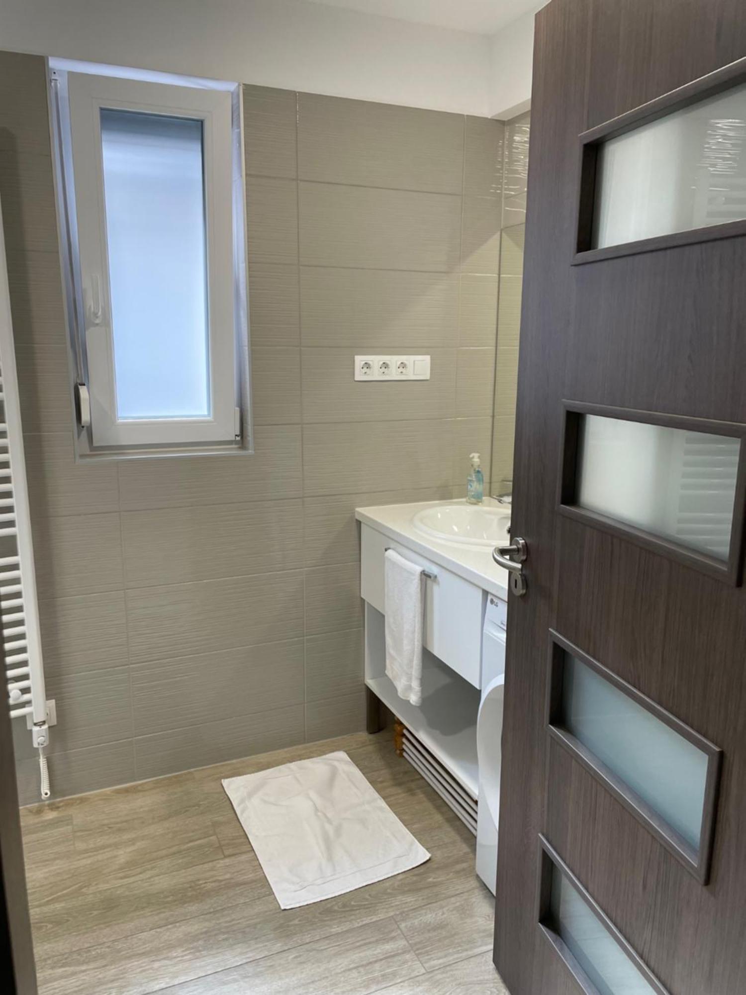 Royalhill Apartman فونيارتْسفاشغ المظهر الخارجي الصورة